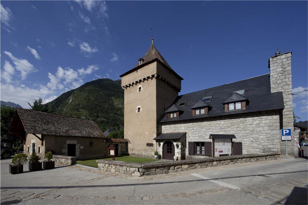 Parador De Arties Exterior photo