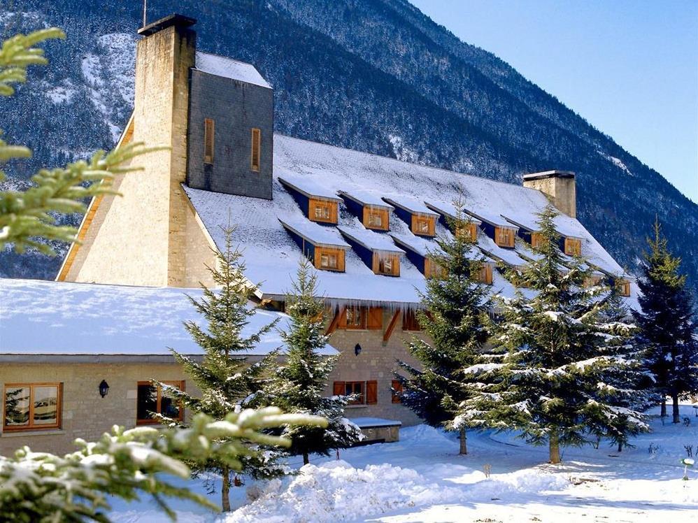 Parador De Arties Exterior photo